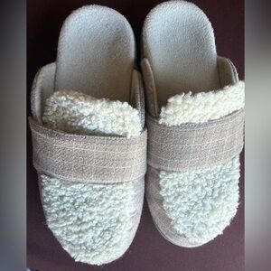 Vionic Gemma II Mule Slippers women’s size 9